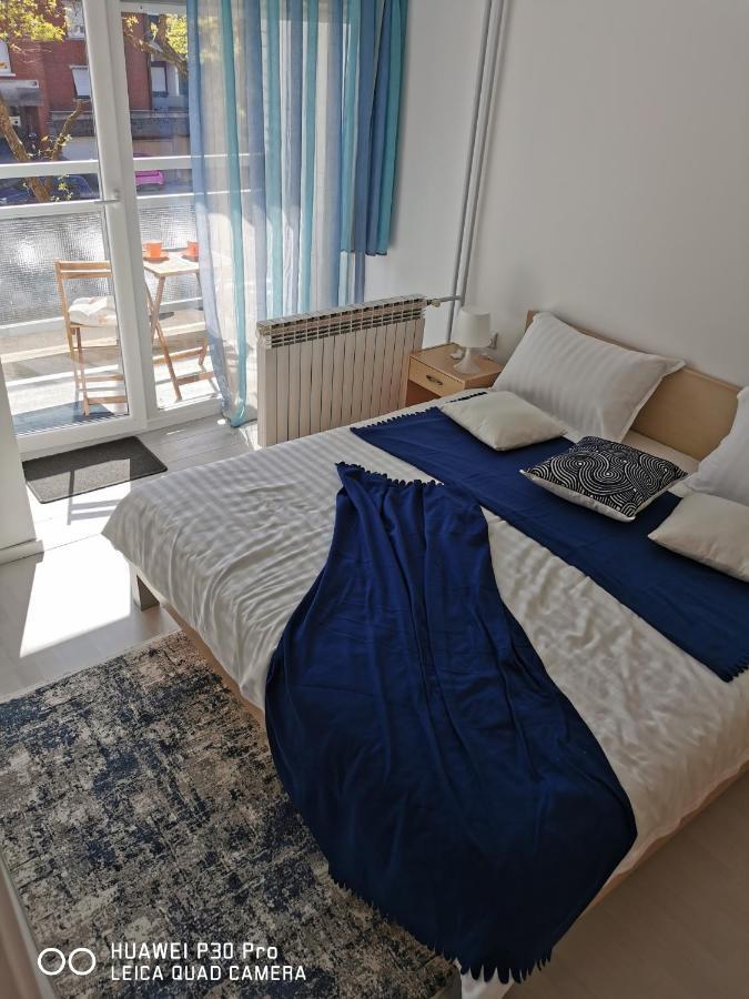 Appartamento Pearl #lake Jarun#green Area#free Parking#cafes, Tram To City, Markets#balcony&sunny&easy Self Check In 24-7 *