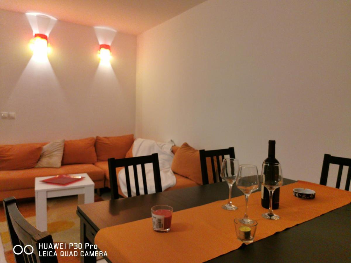 Appartamento Pearl #lake Jarun#green Area#free Parking#cafes, Tram To City, Markets#balcony&sunny&easy Self Check In 24-7 Zagabria