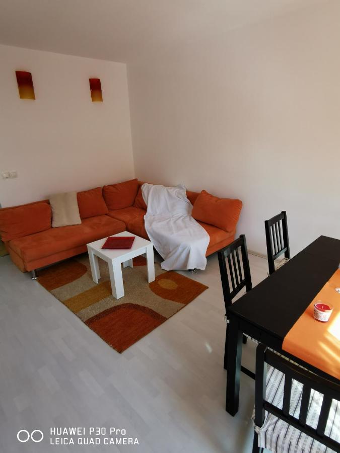 Pearl #lake Jarun#green Area#free Parking#cafes, Tram To City, Markets#balcony&sunny&easy Self Check In 24-7 *