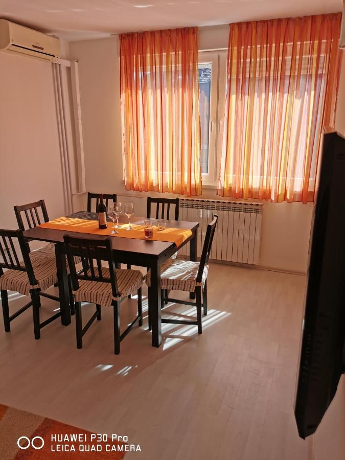 Pearl #lake Jarun#green Area#free Parking#cafes, Tram To City, Markets#balcony&sunny&easy Self Check In 24-7 Appartamento